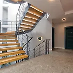Beyoglu Hacimimi Gardens Icinde Oezel Bahceli Istanbul