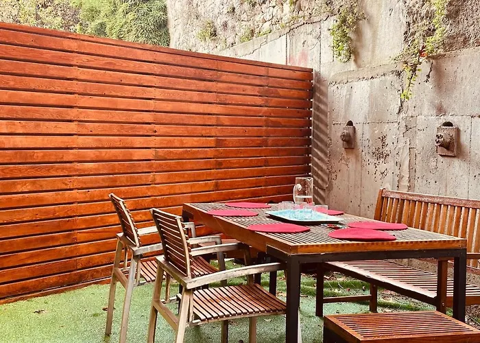 Beyoglu Hacımimi Gardens Içinde özel Bahçeli