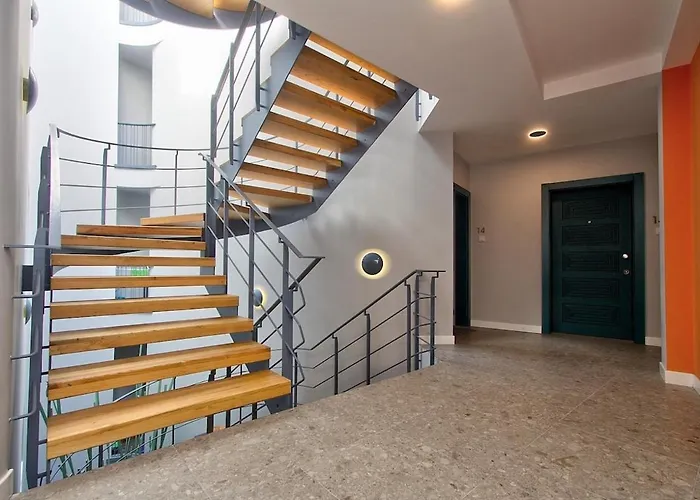 Beyoglu Hacimimi Gardens Icinde Oezel Bahceli اسطنبول