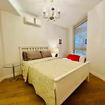 Beyoglu Hacimimi Gardens Icinde Oezel Bahceli Appartamento *